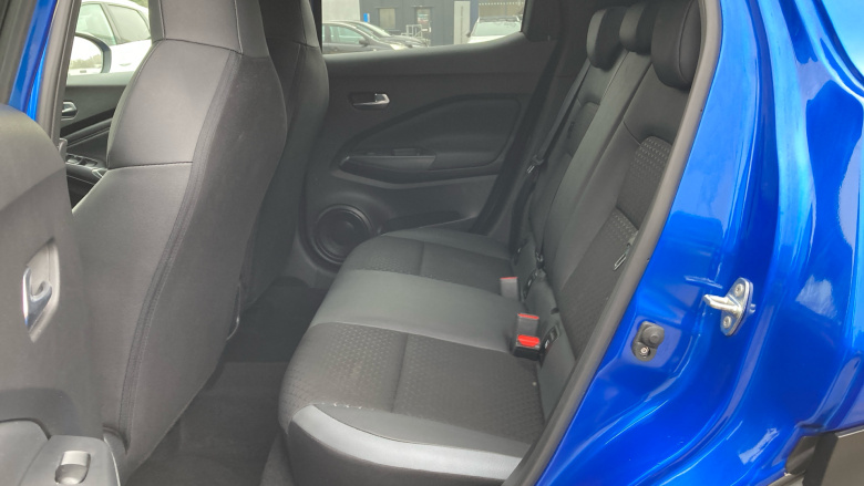 Nissan Juke 1.0 DiG-T 114 N-Connecta 5dr Petrol Hatchback